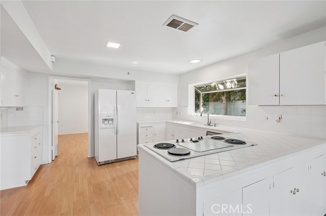 Detail Gallery Image 14 of 40 For 1727 Galatea Ter, Corona Del Mar,  CA 92625 - 3 Beds | 2 Baths