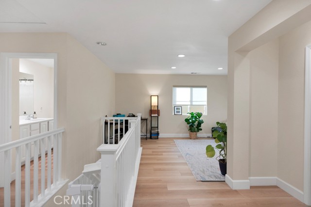 20022 Satsuma, Saugus CA: https://media.crmls.org/medias/66887eee-ae2f-4148-9568-28cef5a2f1da.jpg