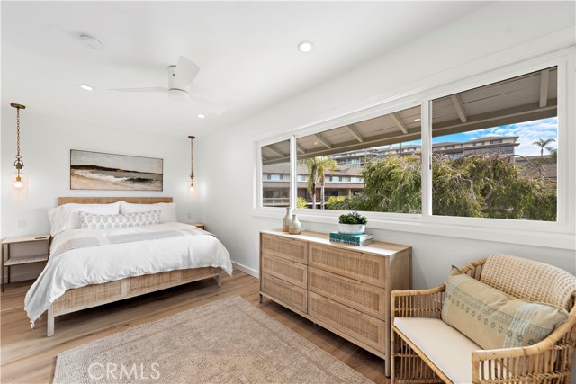 Detail Gallery Image 17 of 38 For 106 Blue Lagoon, Laguna Beach,  CA 92651 - 4 Beds | 3 Baths