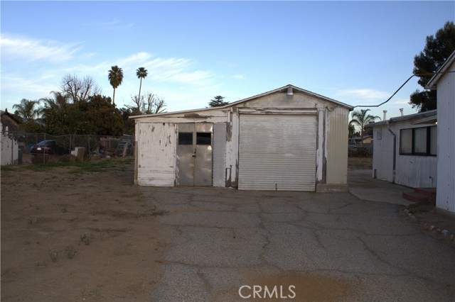 Detail Gallery Image 3 of 4 For 1160 Elm Ave, Beaumont,  CA 92223 - 1 Beds | 1/1 Baths