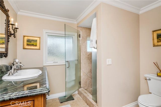 Detail Gallery Image 18 of 43 For 32061 Coast Hwy, Laguna Beach,  CA 92651 - 4 Beds | 4/2 Baths