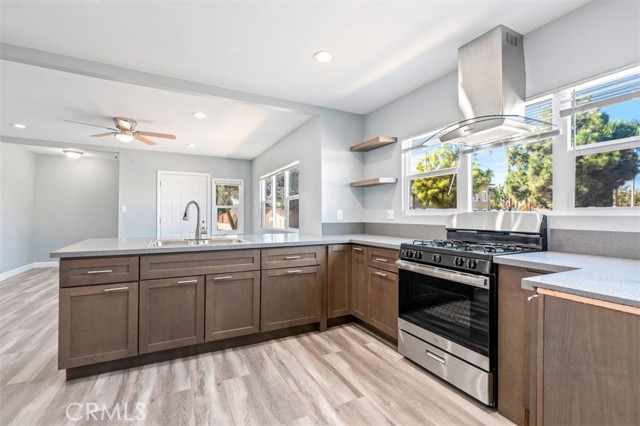 6689e7bb 64f3 4e19 A873 8bf8c1e34228