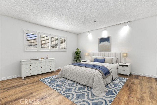 230 S Catalina Avenue, Redondo Beach CA: https://media.crmls.org/medias/6689f7a4-c8af-4cda-b85b-1cd85a16acf0.jpg