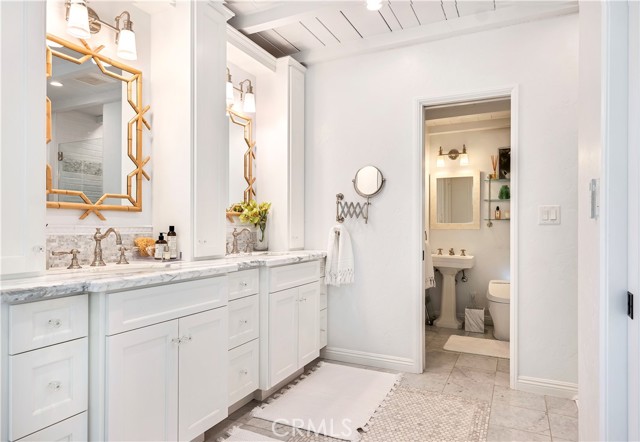802 Rembrandt Drive, Laguna Beach CA: https://media.crmls.org/medias/668a72ef-800c-4576-b003-e877d4229490.jpg