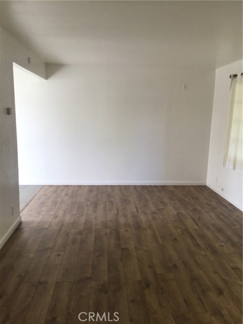 Detail Gallery Image 6 of 16 For 1202 W Lumber, Lancaster,  CA 93534 - 2 Beds | 1 Baths