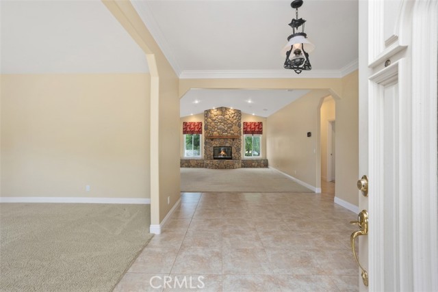 1103 Mcdonald Meadows, Fallbrook CA: https://media.crmls.org/medias/668b5c70-5a3c-4d71-a636-1b7dcf9089c0.jpg