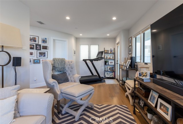 Detail Gallery Image 34 of 43 For 314 Dahlia, Corona Del Mar,  CA 92625 - 3 Beds | 3 Baths