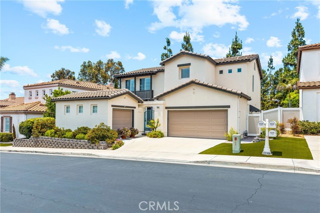 10381 Prather Ln, Tustin, CA 92782