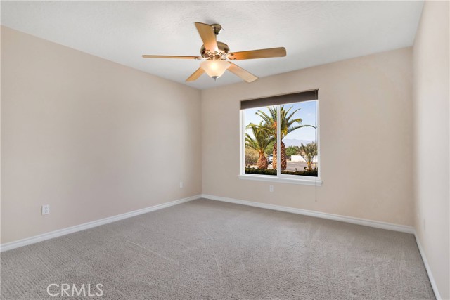 19410 Allegheny Court, Apple Valley CA: https://media.crmls.org/medias/668bcb6c-4c80-42eb-8faf-0926d324e56e.jpg