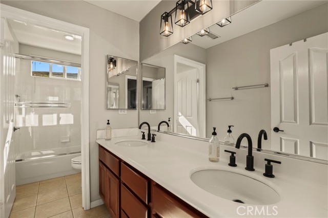 Detail Gallery Image 33 of 44 For 964 Corto, Simi Valley,  CA 93065 - 4 Beds | 3 Baths