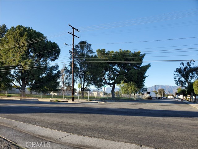 Image 2 for 972 Jefferson Ave, San Bernardino, CA 92410