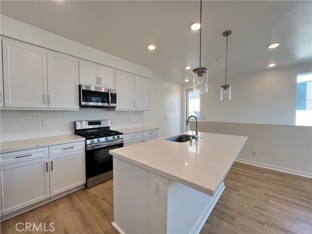 Detail Gallery Image 4 of 26 For 9654 Nova, Rancho Cucamonga,  CA 91730 - 2 Beds | 2 Baths