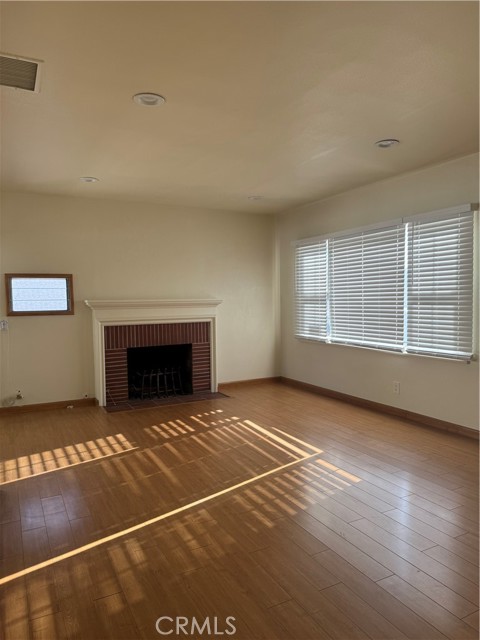 612 S 3rd Street, Montebello CA: https://media.crmls.org/medias/668ca592-312e-44a3-8d2a-9307551b7b05.jpg