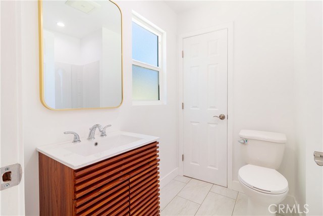 2123 Navarro Avenue, Altadena CA: https://media.crmls.org/medias/668cce57-306a-449b-9e80-5f5b4b26fa0a.jpg