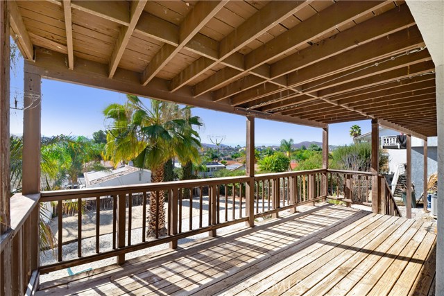 Detail Gallery Image 19 of 20 For 22893 Cove View St, Canyon Lake,  CA 92587 - 3 Beds | 2/1 Baths