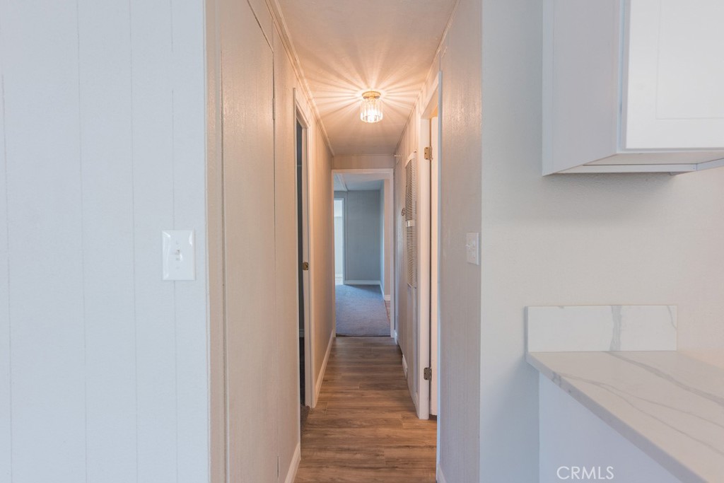 https://media.crmls.org/medias/668f317a-b571-47a3-b990-7e136eb1b2b7.jpg?preset=X-Large