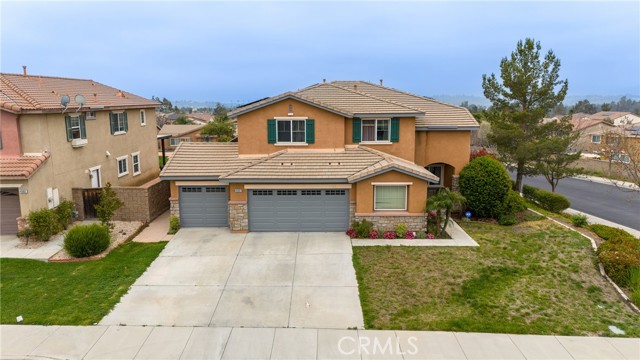 Detail Gallery Image 1 of 55 For 45001 Sonia Dr, Lake Elsinore,  CA 92532 - 5 Beds | 3 Baths