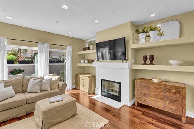 Detail Gallery Image 14 of 45 For 7310 Jordyn Ct, Huntington Beach,  CA 92648 - 3 Beds | 2/1 Baths