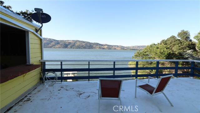 Detail Gallery Image 6 of 42 For 11420 North Dr, Clearlake,  CA 95422 - 6 Beds | 3 Baths