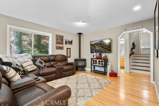 Detail Gallery Image 12 of 48 For 1764 Ash, Wrightwood,  CA 92397 - 4 Beds | 2/1 Baths