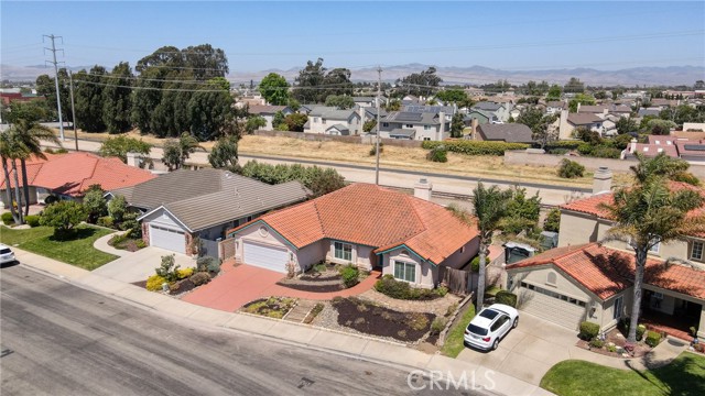 Detail Gallery Image 42 of 52 For 2436 Longdrive Ln, Santa Maria,  CA 93455 - 3 Beds | 2 Baths