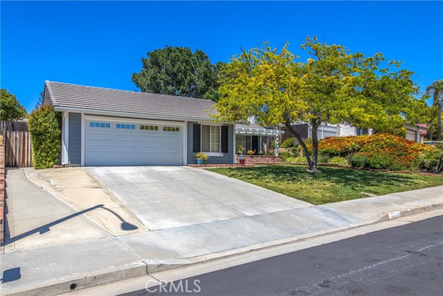 Detail Gallery Image 2 of 32 For 25714 Onate Dr, Moreno Valley,  CA 92557 - 3 Beds | 2 Baths