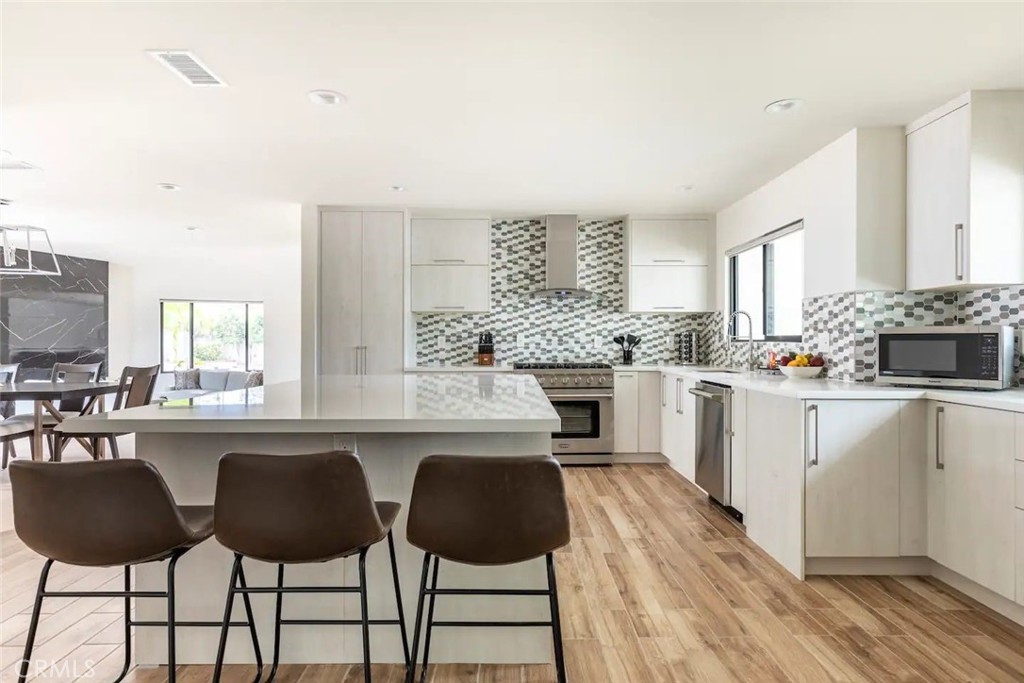 MLS #OC26110968 image #4