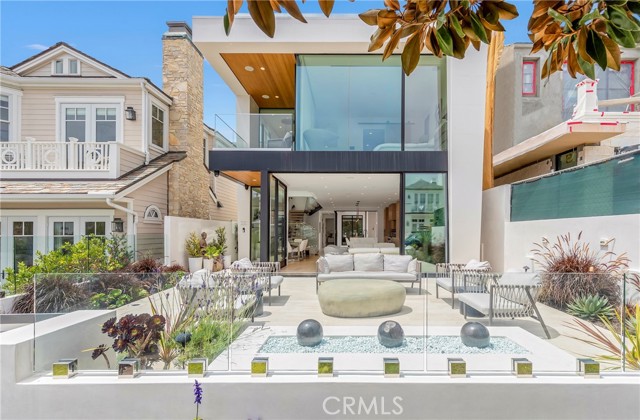 Detail Gallery Image 61 of 61 For 221 Heliotrope Ave, Corona Del Mar,  CA 92625 - 4 Beds | 5/1 Baths