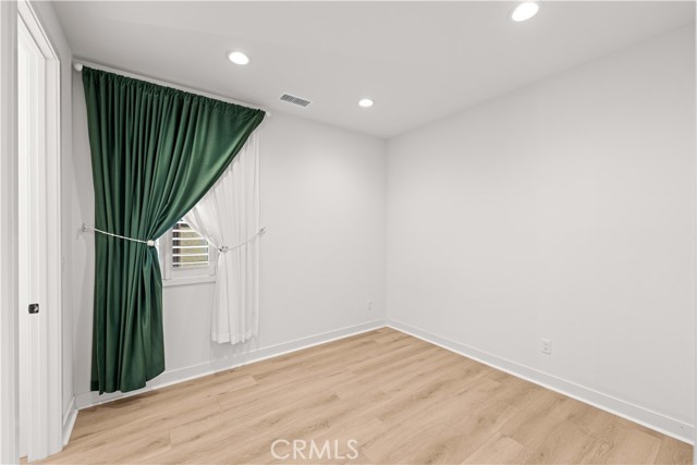 8606 Mission Villa Dr photo 27