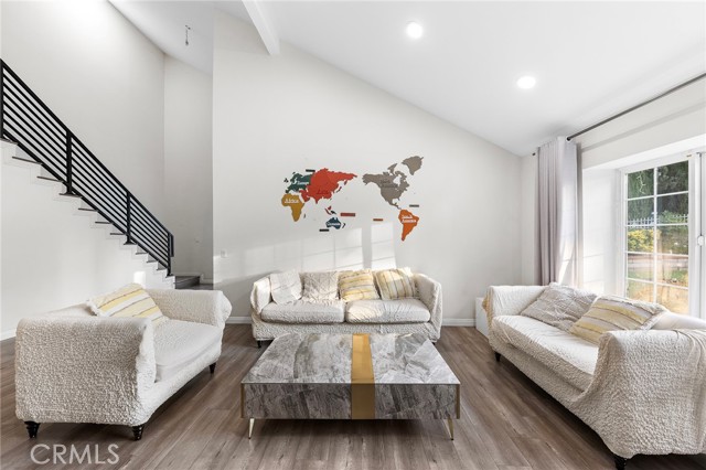Detail Gallery Image 9 of 52 For 19519 Greenwillow Ln, Rowland Heights,  CA 91748 - 4 Beds | 4 Baths