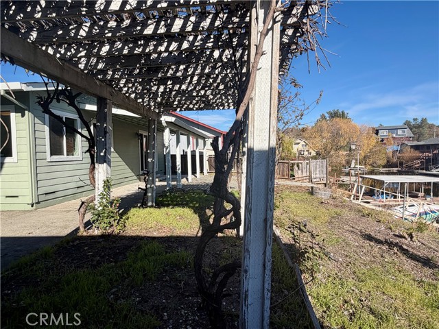 Detail Gallery Image 11 of 23 For 7332 Anchor, Clearlake,  CA 95422 - 2 Beds | 1/1 Baths