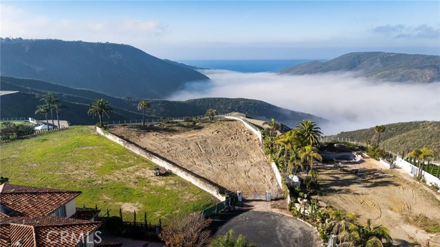 5 Vista Court, Laguna Niguel CA: https://media.crmls.org/medias/66994765-9721-4a91-8353-09accdccd4cd.jpg