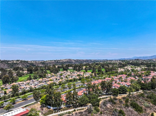 180 Via Lampara, Rancho Santa Margarita CA: https://media.crmls.org/medias/6699be89-338f-4efc-a3b8-05f7df0c0d84.jpg