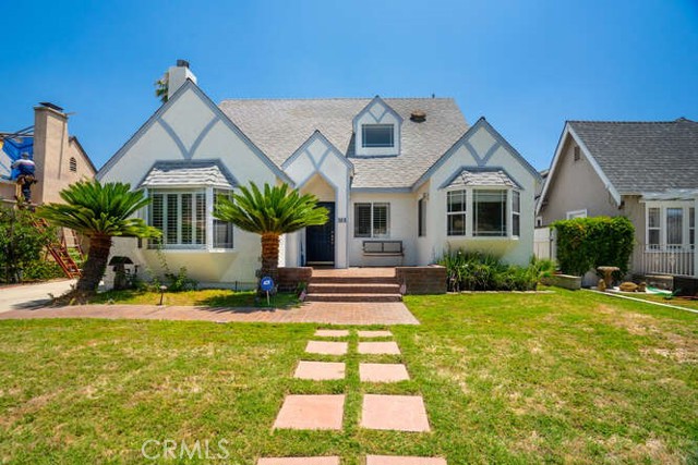 732 Cordova Avenue, Glendale CA: https://media.crmls.org/medias/6699cec8-b69c-432c-8a79-e58e4a159ea7.jpg