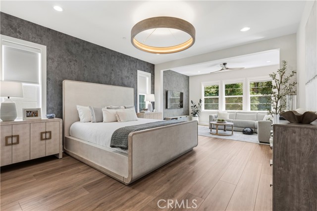 Image 9 of 31 For 440 Riverbend