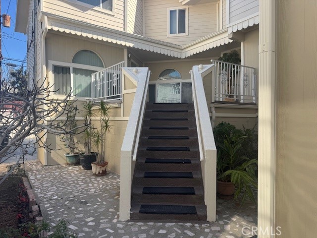 Front Image Thumbnail for CRBB25268598