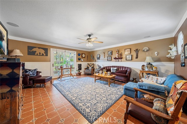 Detail Gallery Image 15 of 44 For 1222 Cynthia Ct, La Verne,  CA 91750 - 4 Beds | 2 Baths