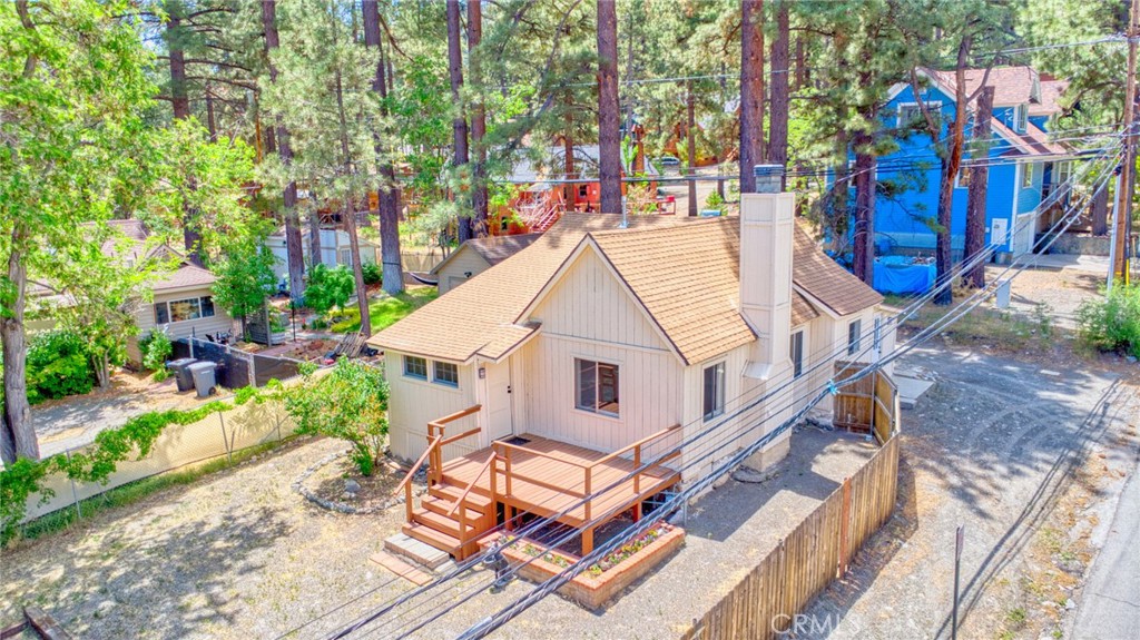 1131 Apple Avenue