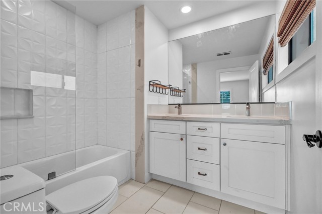 MLS #OC26069266 image #21