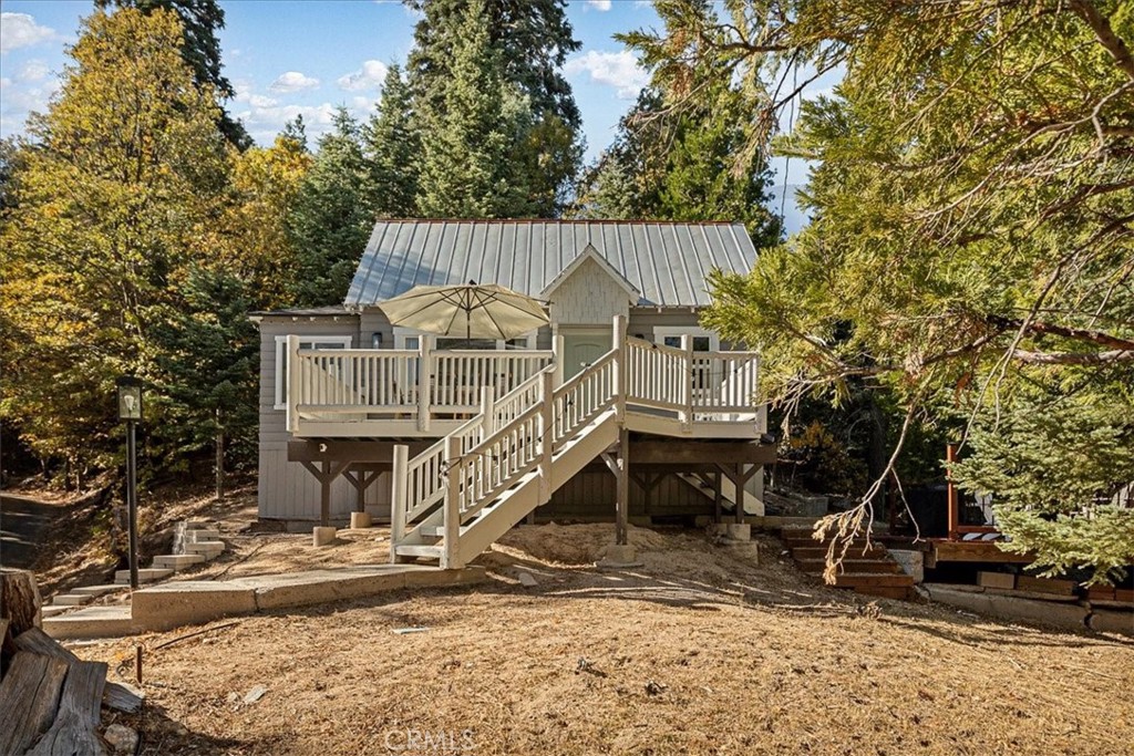 25660 Lo Lane