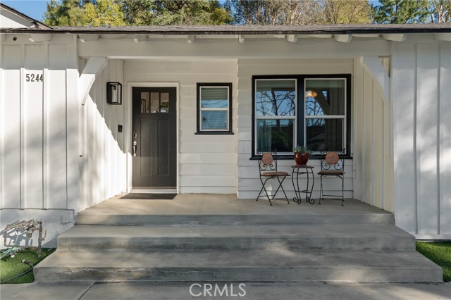 Detail Gallery Image 3 of 36 For 5244 Vanalden, Tarzana,  CA 91356 - 3 Beds | 2/1 Baths