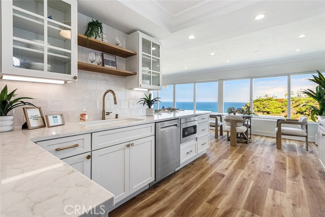 639 Paseo De La Playa, Redondo Beach, California 90277, 2 Bedrooms Bedrooms, ,1 BathroomBathrooms,Residential,For Sale,Paseo De La Playa,SB25188474