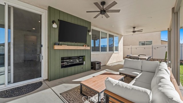 Detail Gallery Image 31 of 44 For 1417 Galaxy Dr, Beaumont,  CA 92223 - 4 Beds | 3 Baths