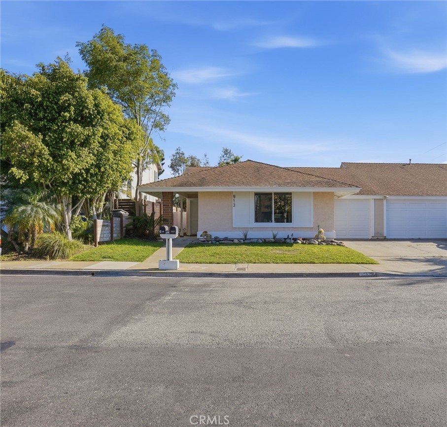 913 Woodlake Drive - photo 3