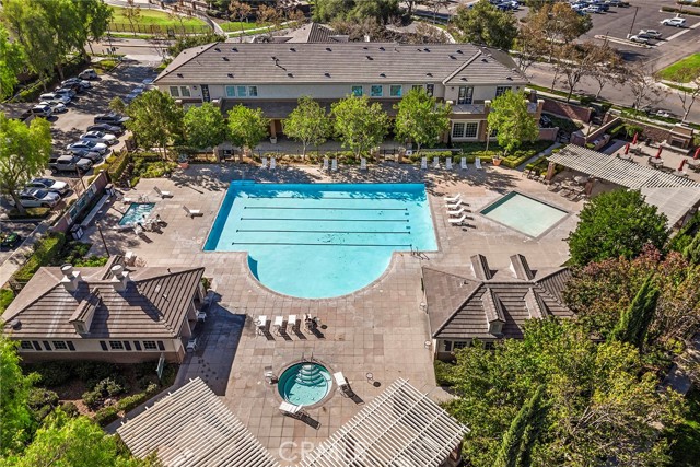 15740 Agave Avenue, Chino CA: https://media.crmls.org/medias/669fca52-5a5b-4d8a-945e-2b1df881e40b.jpg