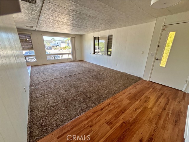 22895 Skylink Drive, Canyon Lake CA: https://media.crmls.org/medias/66a04c70-6e24-4b31-ba67-c7ac7ba2857d.jpg