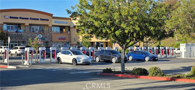 Detail Gallery Image 36 of 37 For 46 Town and Country Rd, Phillips Ranch,  CA 91766 - 2 Beds | 1 Baths