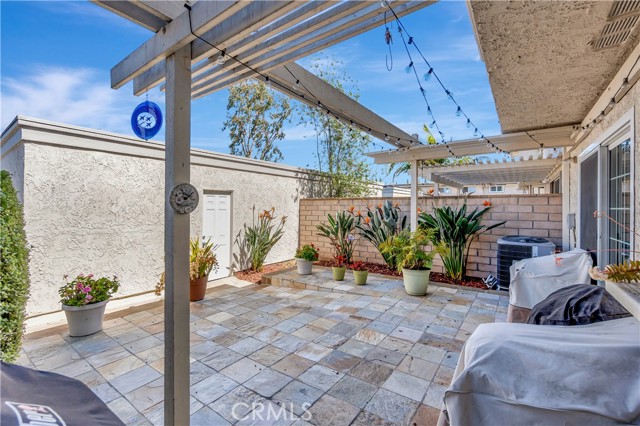 Detail Gallery Image 24 of 37 For 14435 Baker St, Westminster,  CA 92683 - 2 Beds | 1/1 Baths
