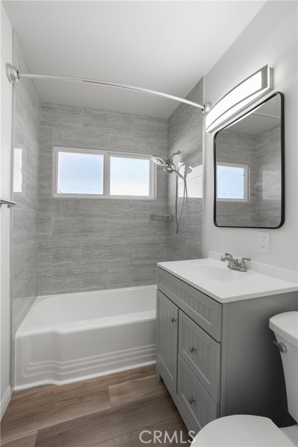 Detail Gallery Image 11 of 14 For 7400 Cozycroft, Winnetka,  CA 91306 - 3 Beds | 2 Baths