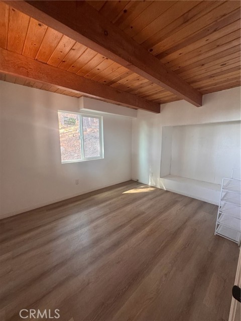 32375 Scandia Dr, Running Springs, CA 92382